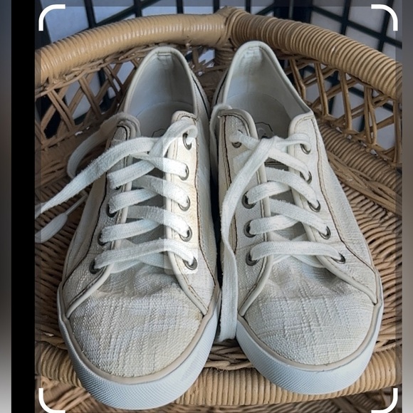 COACH Tan Beige Shoes size 9 Coach Made for Me Sneakers - Picture 3 of 9